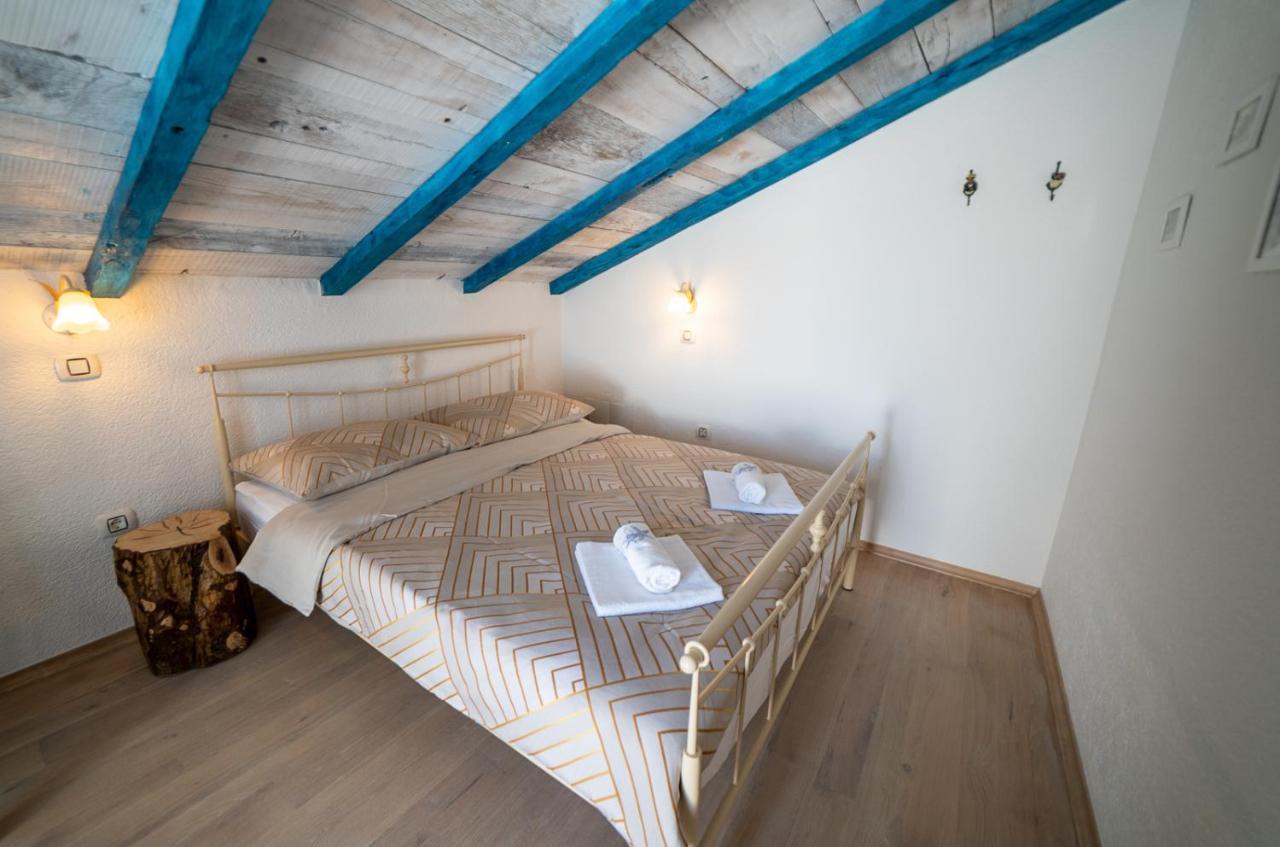 Julijud, Heated Pool, Jacuzzi, Dome And Sauna Brajkovici  Exterior photo
